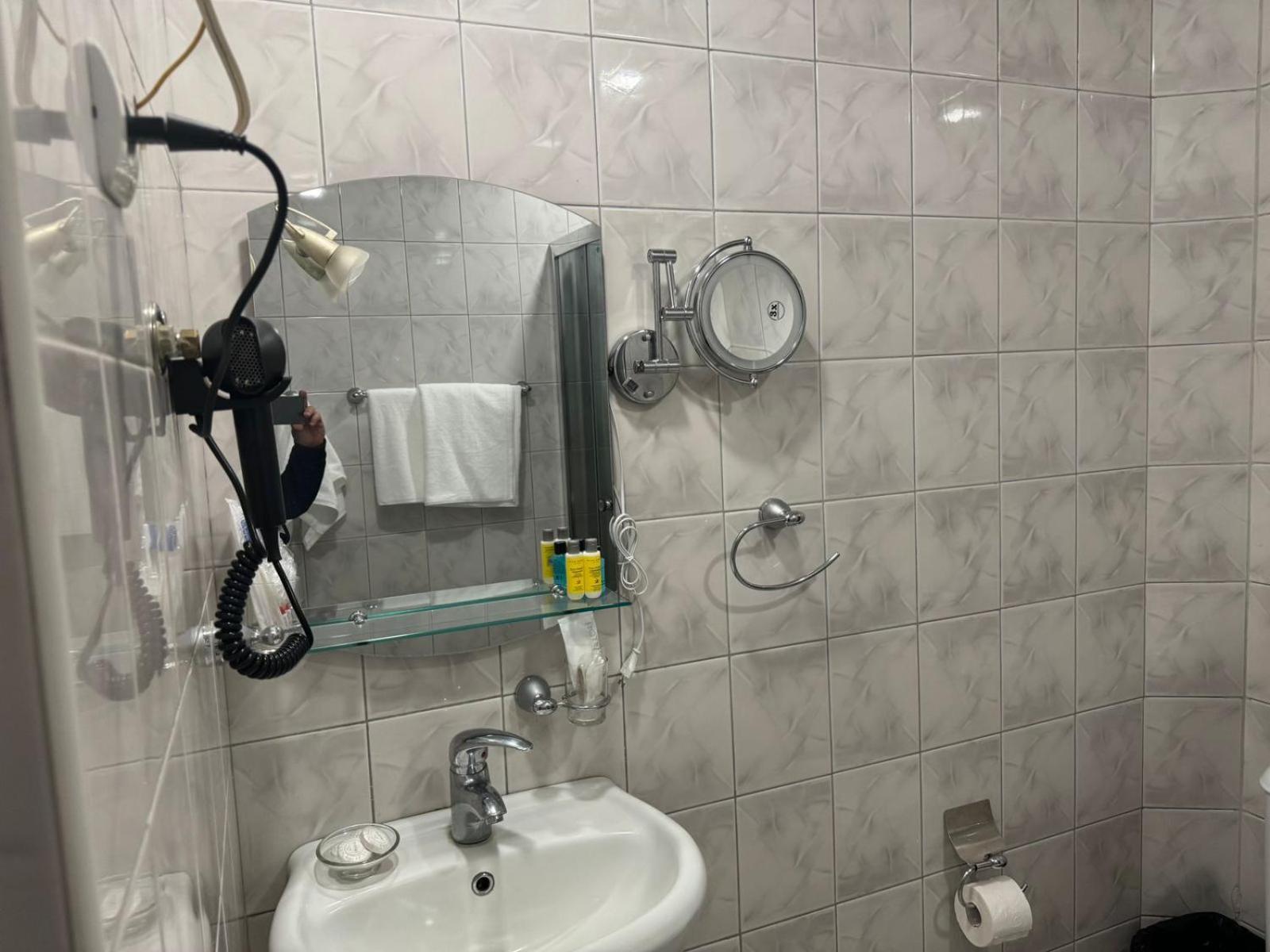 Lalaner Hotel Sisian Chambre photo