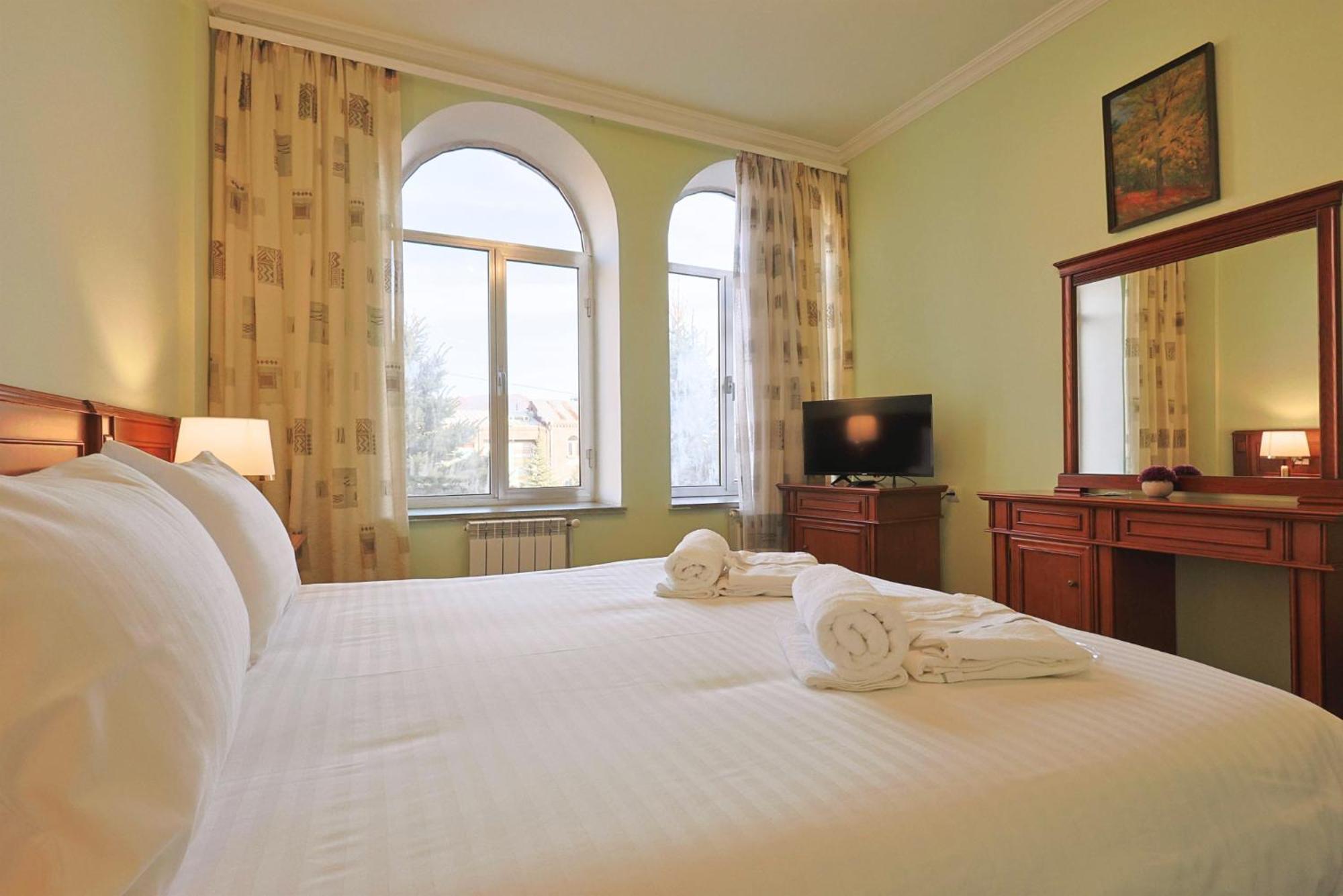 Lalaner Hotel Sisian Extérieur photo